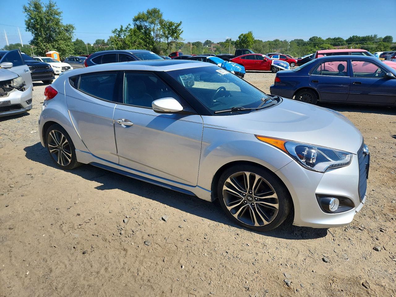 KMHTC6AE9HU308494 · 2017 HYUNDAI VELOSTER · 4/12