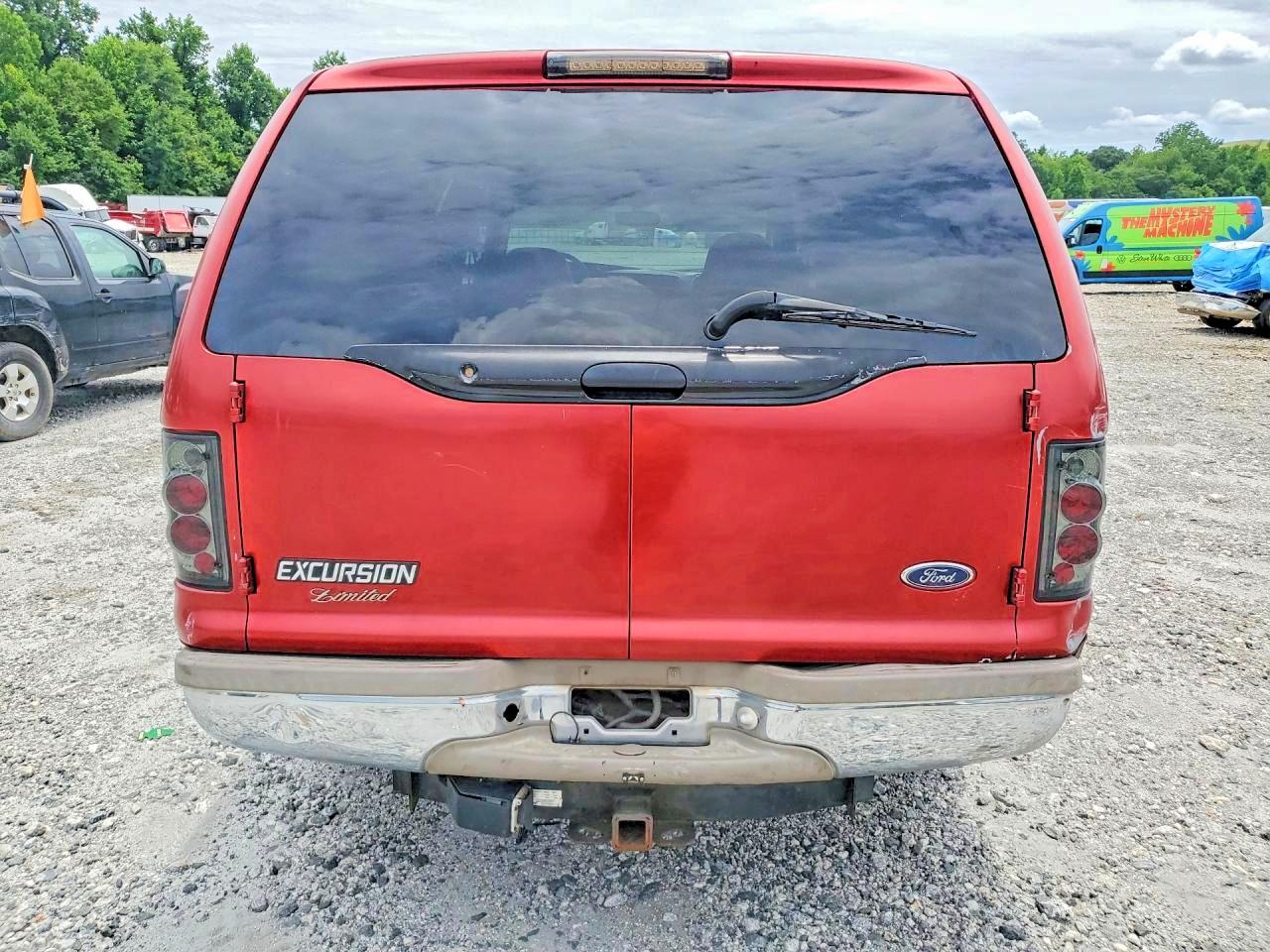1FMNU42SXYEC17811 · 2000 FORD EXCURSION · 6/13