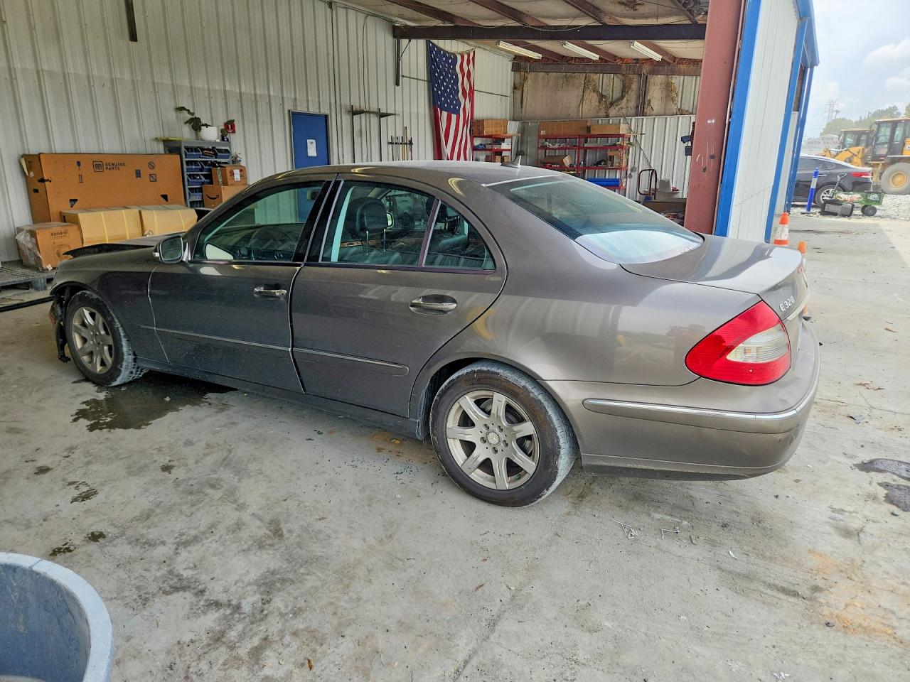 WDBUF22X58B304879 · 2008 MERCEDES-BENZ E · 2/12