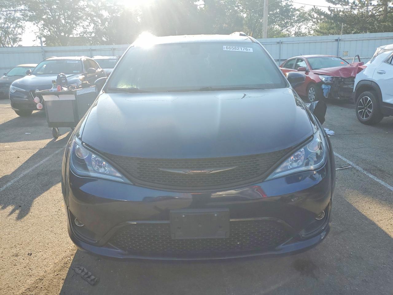 2C4RC1BG3JR364466 · 2018 CHRYSLER PACIFICA · 5/13