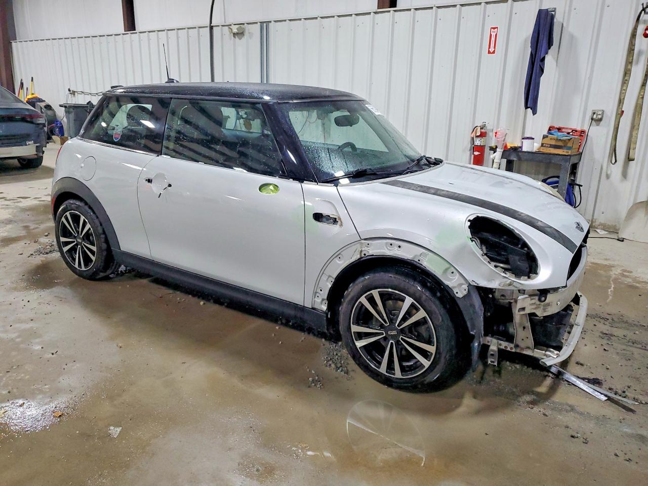 WMWXM5C55ET972932 · 2014 MINI COOPER · 4/13