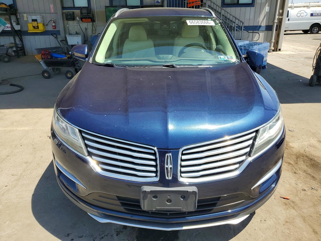 5LMCJ2A97FUJ47929 · 2015 LINCOLN MKC · 5/14