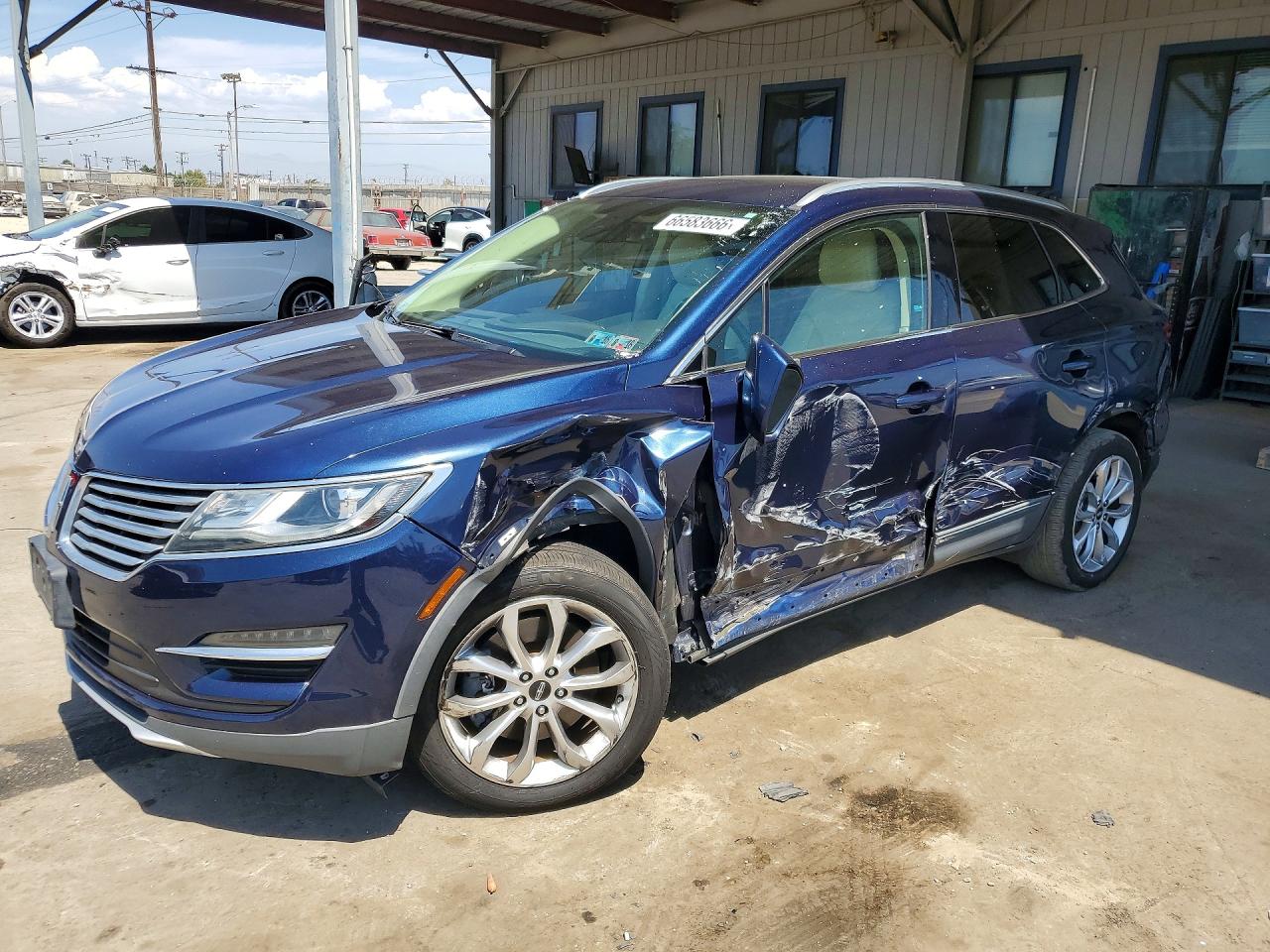 5LMCJ2A97FUJ47929 · 2015 LINCOLN MKC