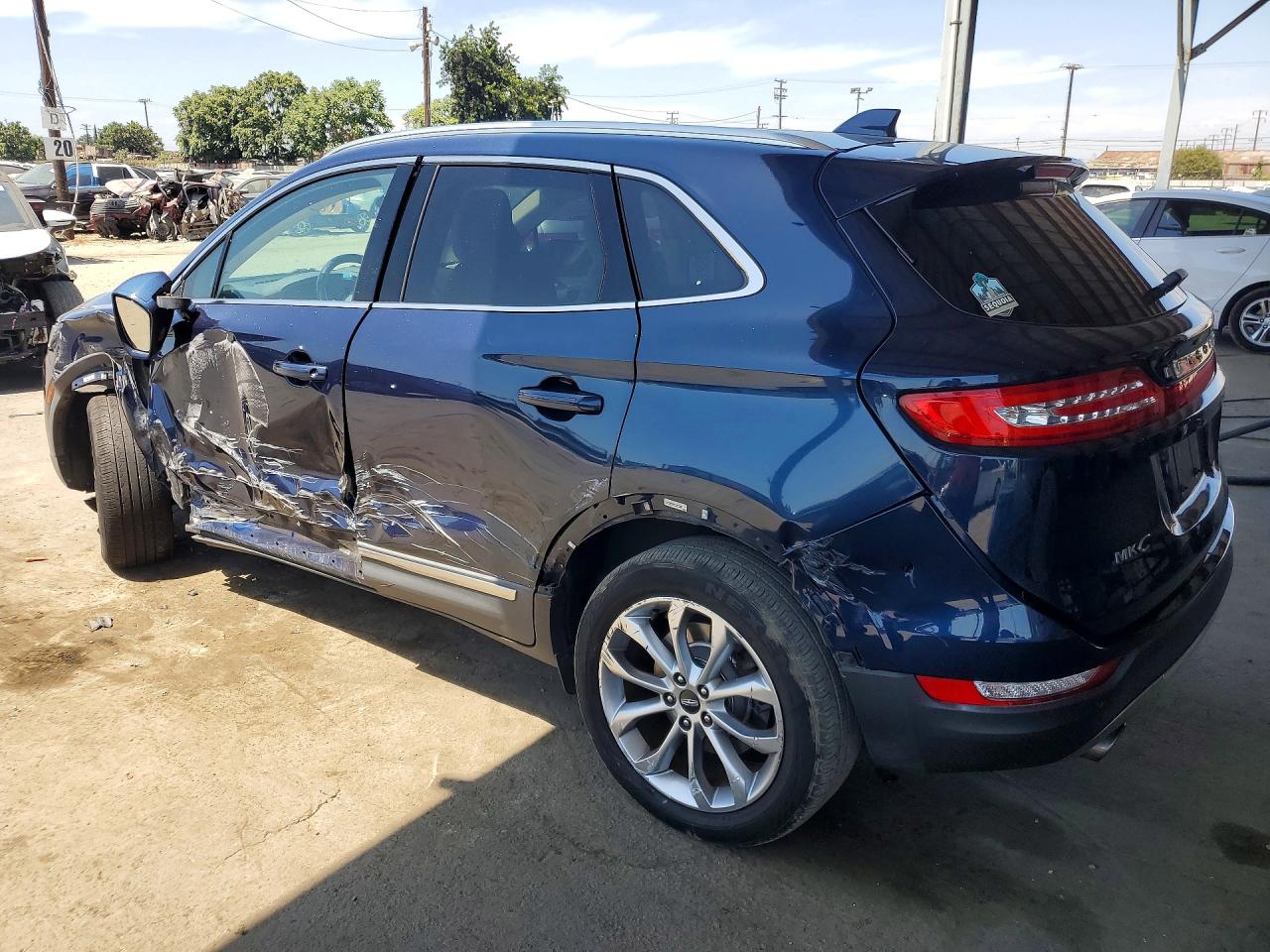 5LMCJ2A97FUJ47929 · 2015 LINCOLN MKC · 2/14