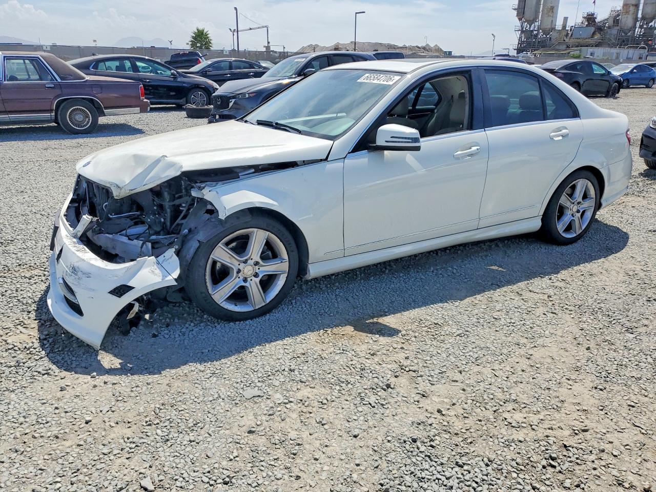 WDDGF5EB8BA476763 · 2011 MERCEDES-BENZ C