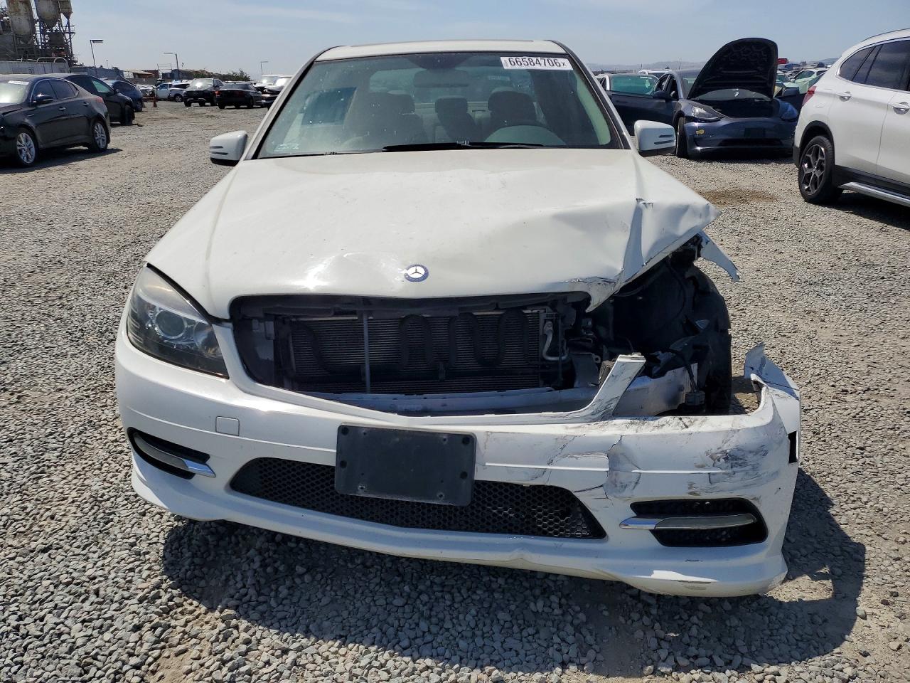 WDDGF5EB8BA476763 · 2011 MERCEDES-BENZ C · 5/12