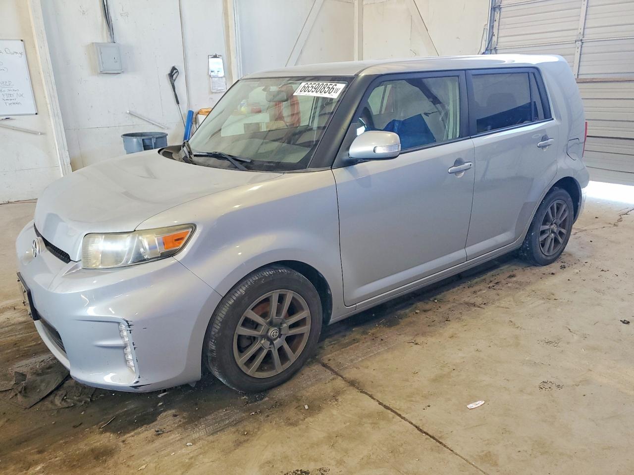 JTLZE4FE2DJ039650 · 2013 SCION XB