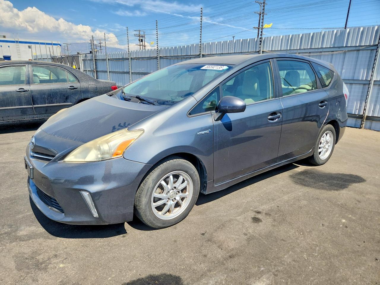 JTDZN3EU0C3173378 · 2012 TOYOTA PRIUS V