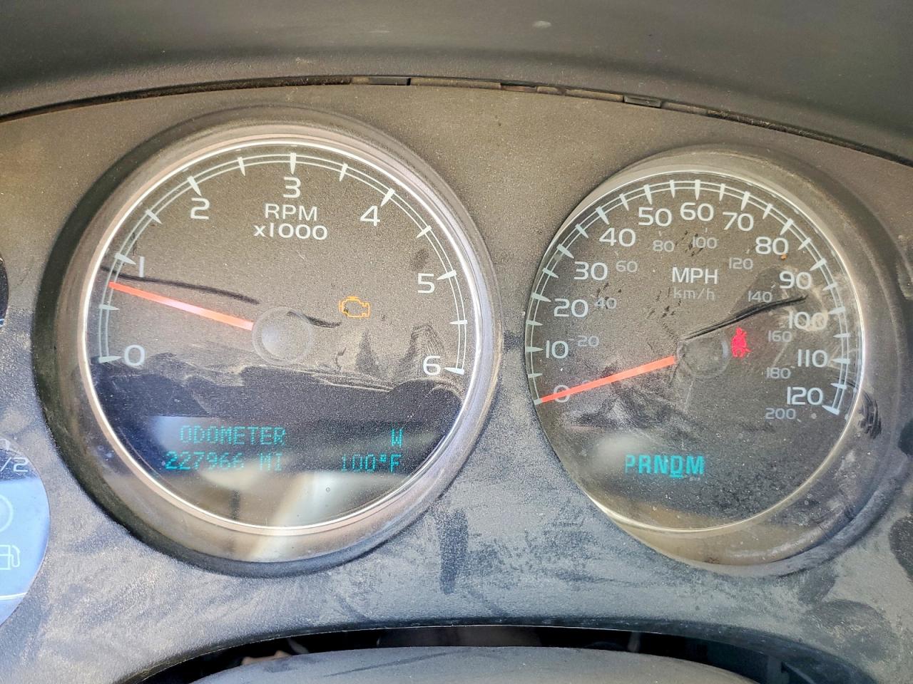 1GNSKCE03CR227381 · 2012 CHEVROLET TAHOE · 9/13