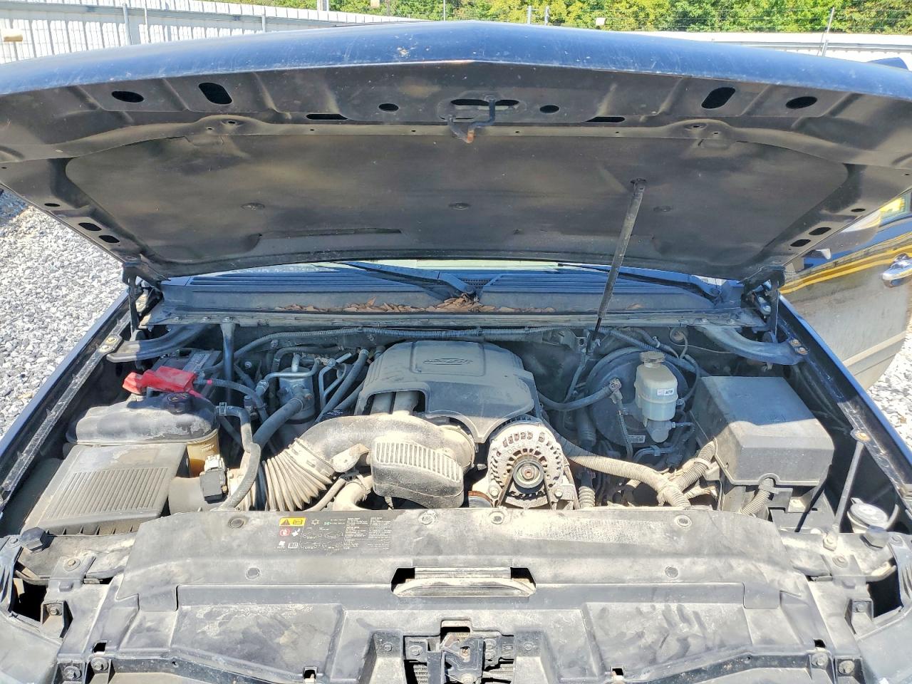 1GNSKCE03CR227381 · 2012 CHEVROLET TAHOE · 12/13