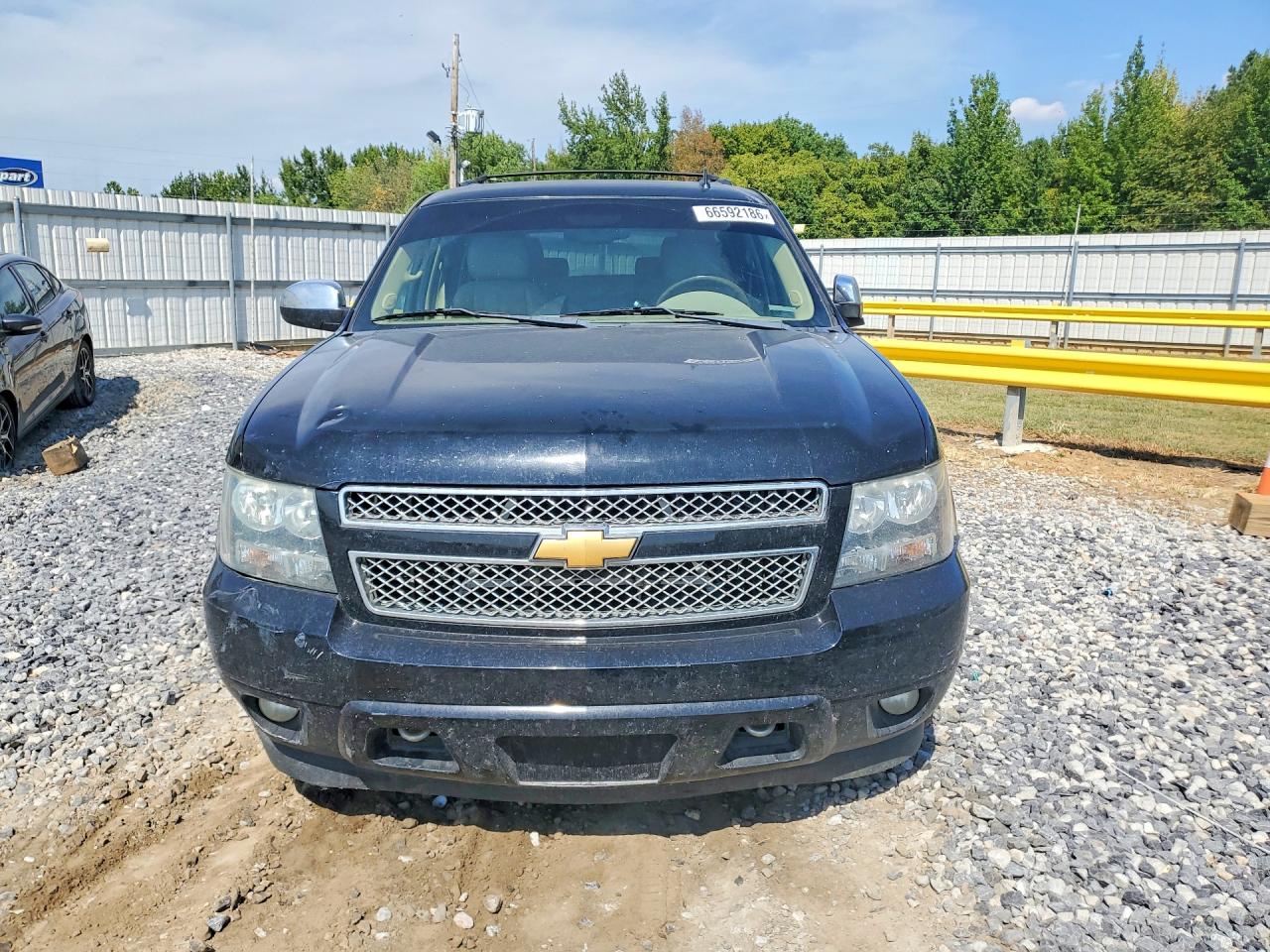 1GNSKCE03CR227381 · 2012 CHEVROLET TAHOE · 5/13