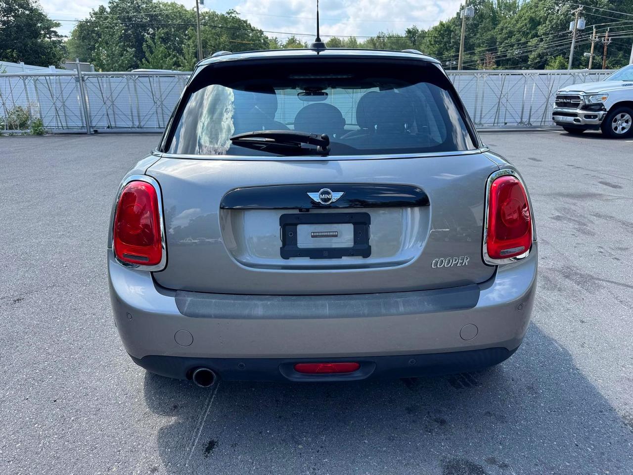 WMWXU1C51J2F79425 · 2018 MINI COOPER · 5/12