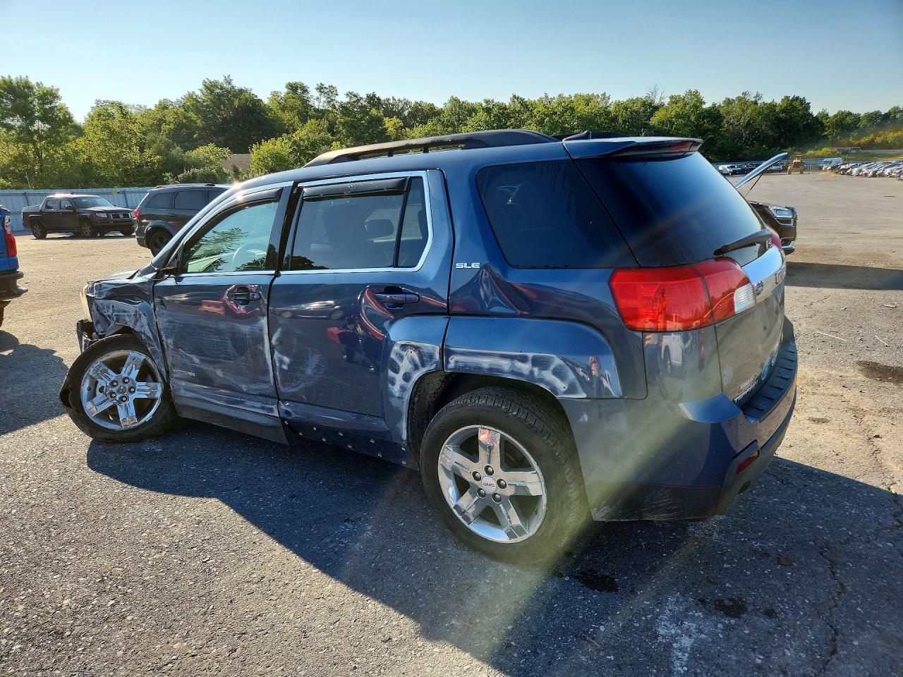2GKFLTE51C6249995 · 2012 GMC TERRAIN · 2/13