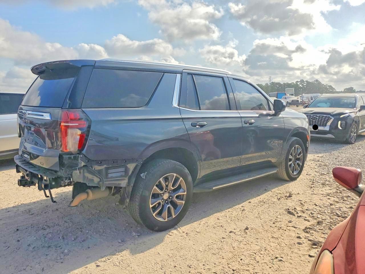 1GNSCNKD7MR361277 · 2021 CHEVROLET TAHOE · 3/13