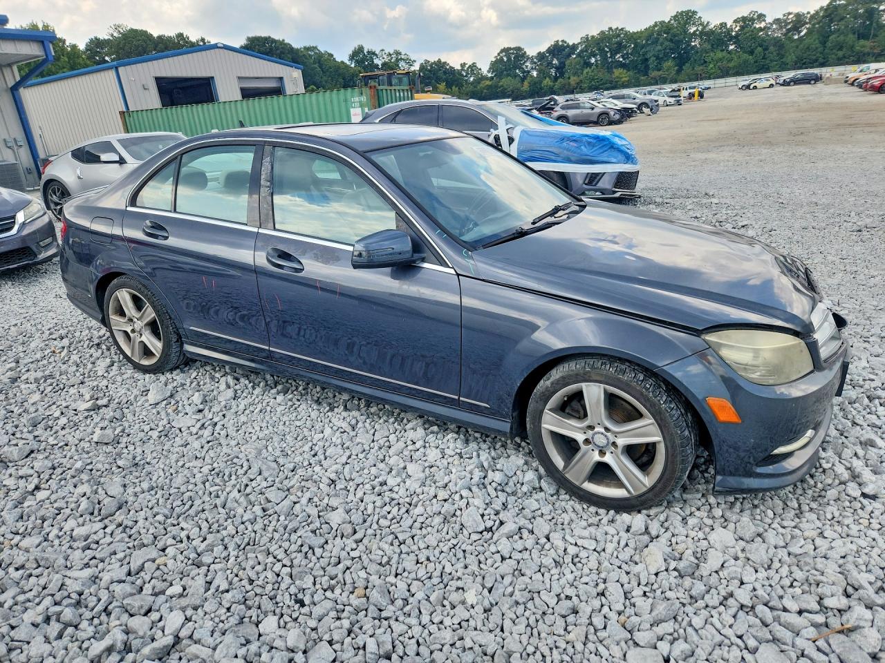 WDDGF8BB7BR141985 · 2011 MERCEDES-BENZ C · 4/12