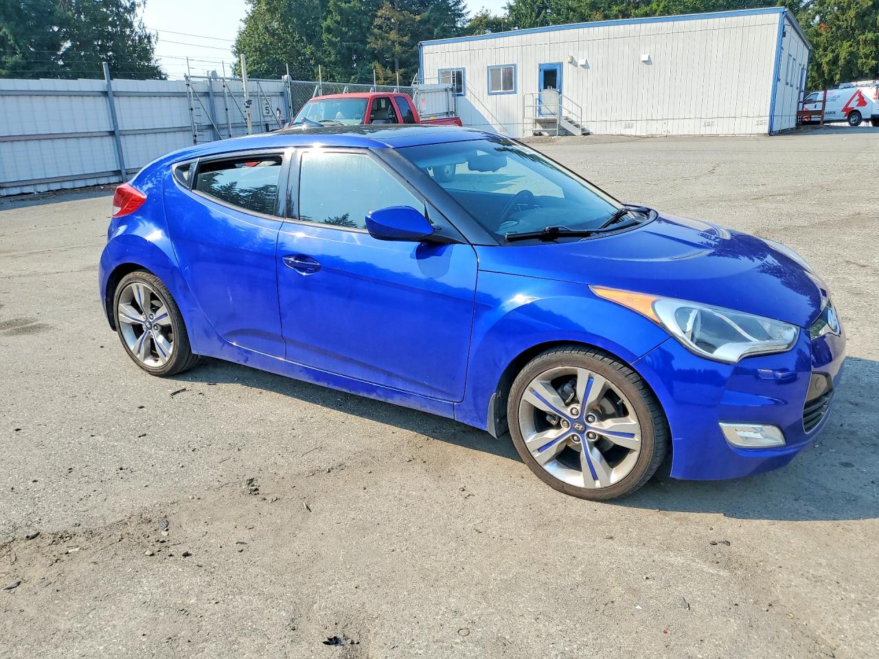 KMHTC6AD2CU046981 · 2012 HYUNDAI VELOSTER · 4/13