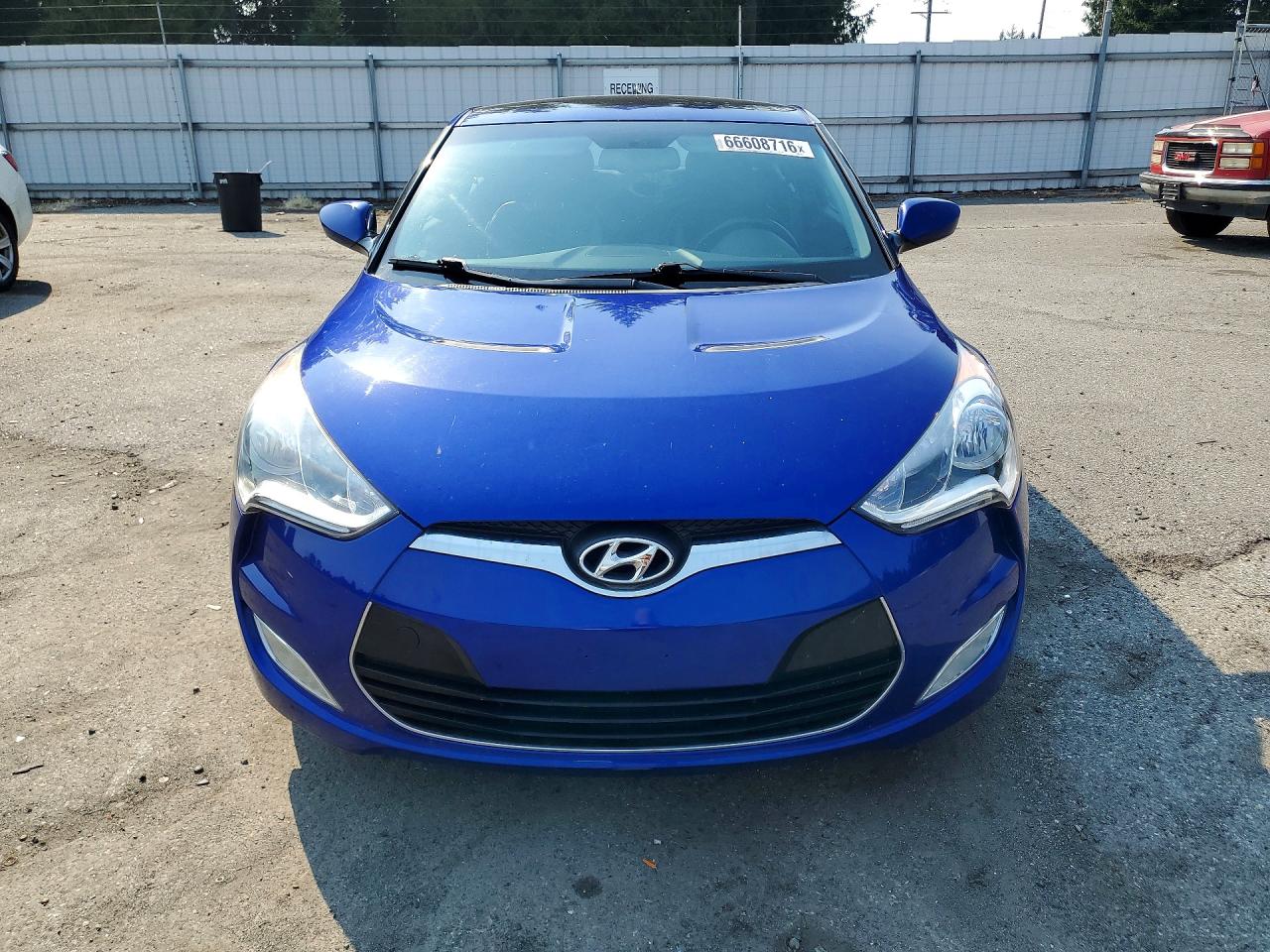 KMHTC6AD2CU046981 · 2012 HYUNDAI VELOSTER · 5/13