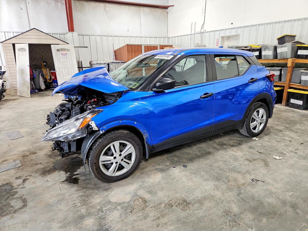 2022 NISSAN KICKS