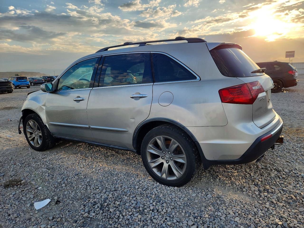 2HNYD2H70AH500073 · 2010 ACURA MDX · 2/13