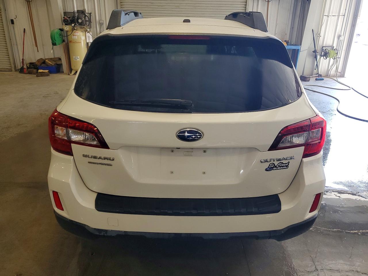 4S4BSBJC9F3229044 · 2015 SUBARU OUTBACK · 6/14