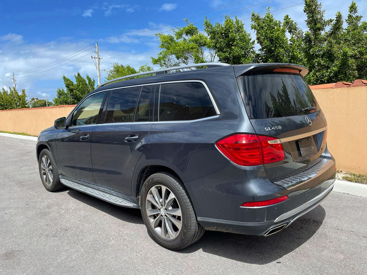 4JGDF6EE5FA598124 · 2015 MERCEDES-BENZ GL · 3/14