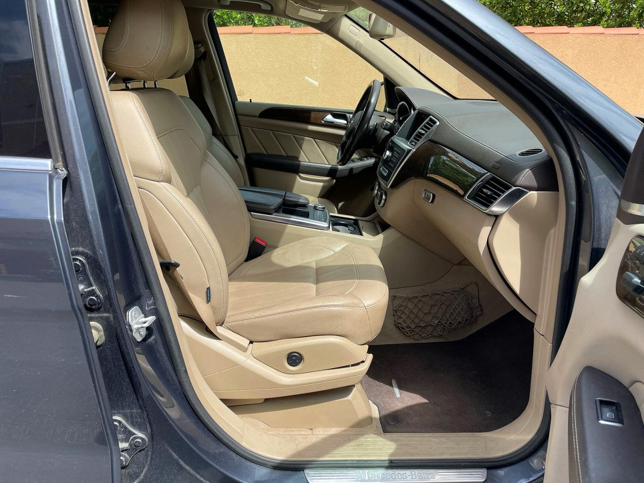 4JGDF6EE5FA598124 · 2015 MERCEDES-BENZ GL · 5/14