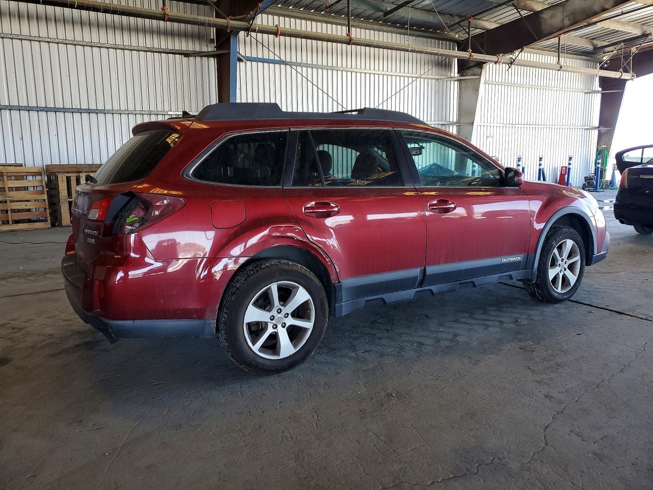 4S4BRBDC7E3208442 · 2014 SUBARU OUTBACK · 3/13