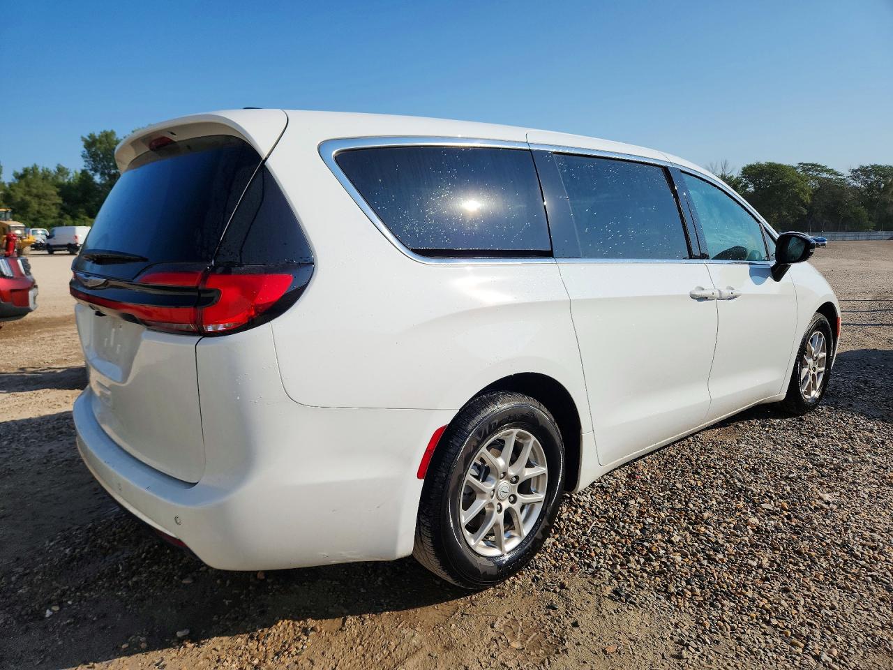 2C4RC1BG2TR283560 · 2026 CHRYSLER PACIFICA · 3/13