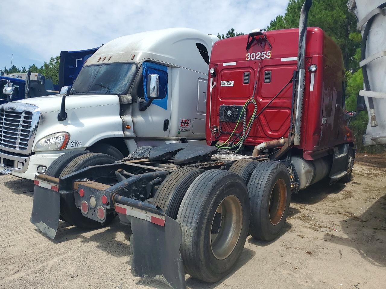 1FUJGLDV6HLGV8306 · 2017 FREIGHTLINER CASCADIA 125 · 3/14