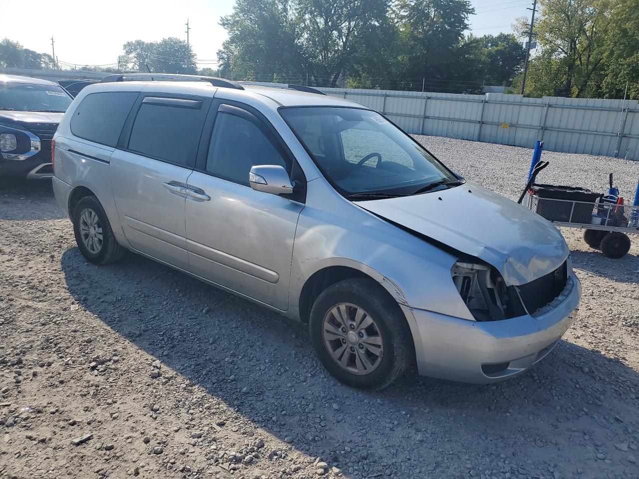 KNDMG4C7XC6507583 · 2012 KIA SEDONA · 4/14