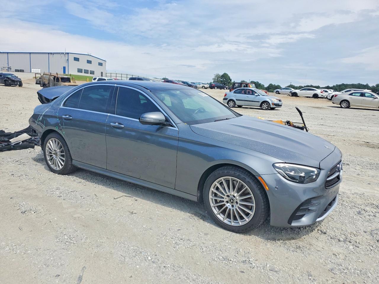 W1KZF5KB0MA999405 · 2021 MERCEDES-BENZ E · 4/13
