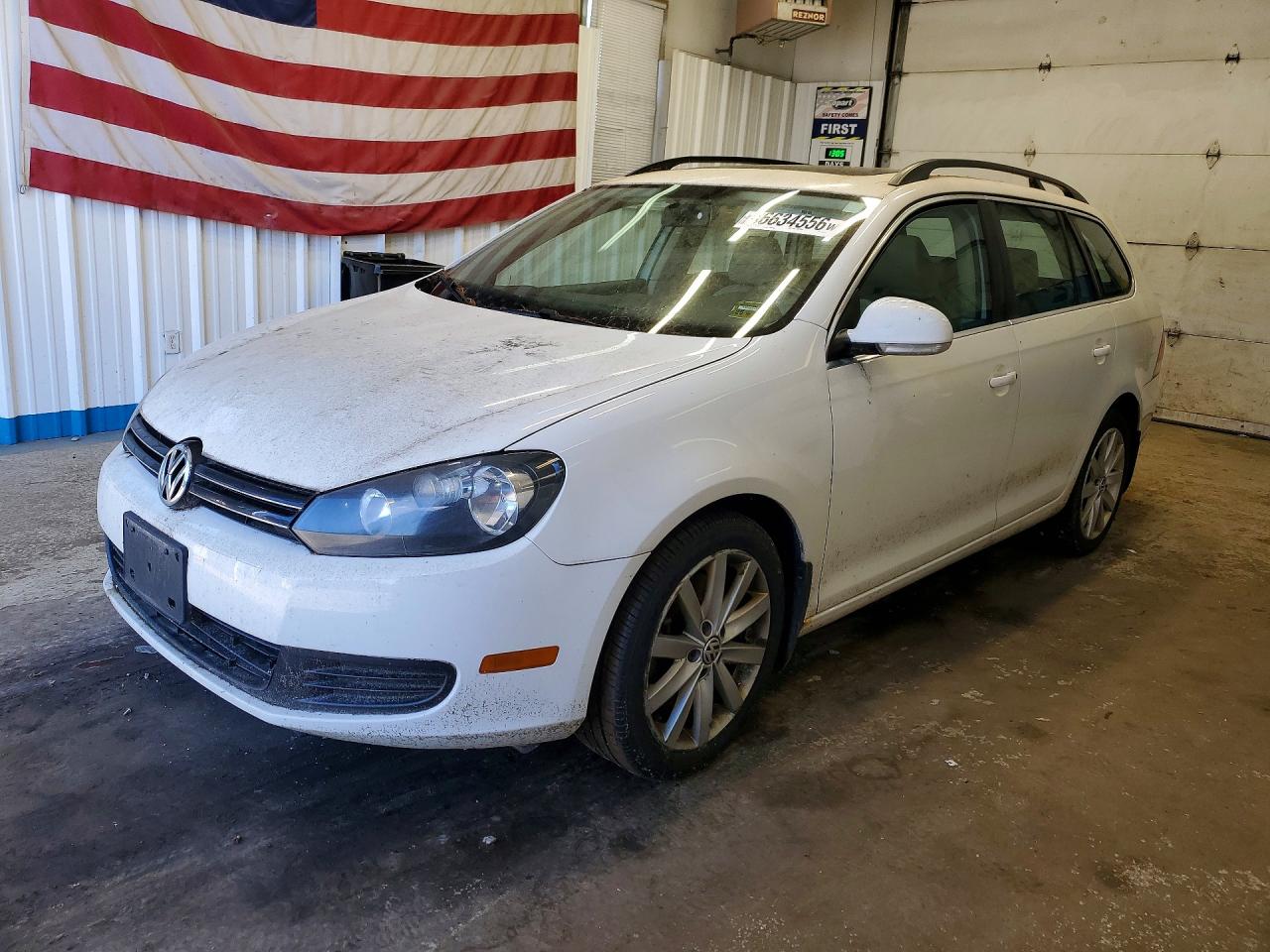3VWPL7AJ4DM680913 · 2013 VOLKSWAGEN JETTA