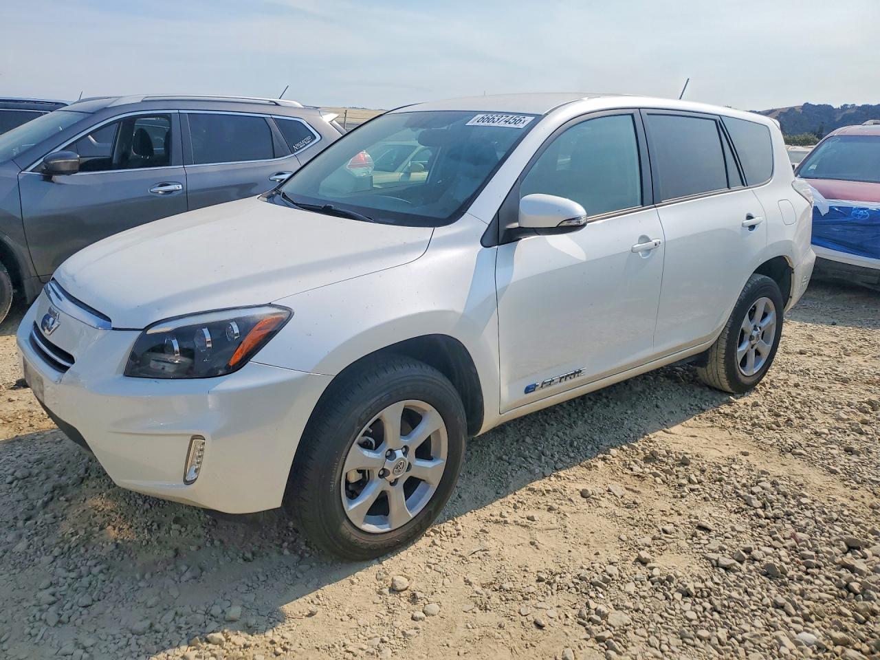 2T3YL4DV6CW001242 · 2012 TOYOTA RAV4 EV