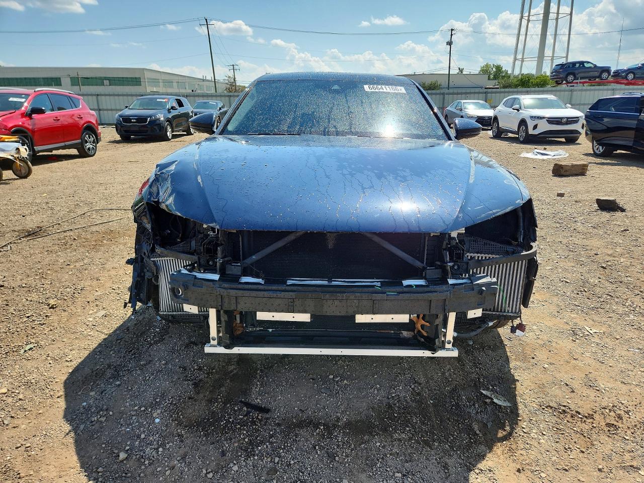 WAU8DBF88KN020256 · 2019 AUDI A8 · 5/13