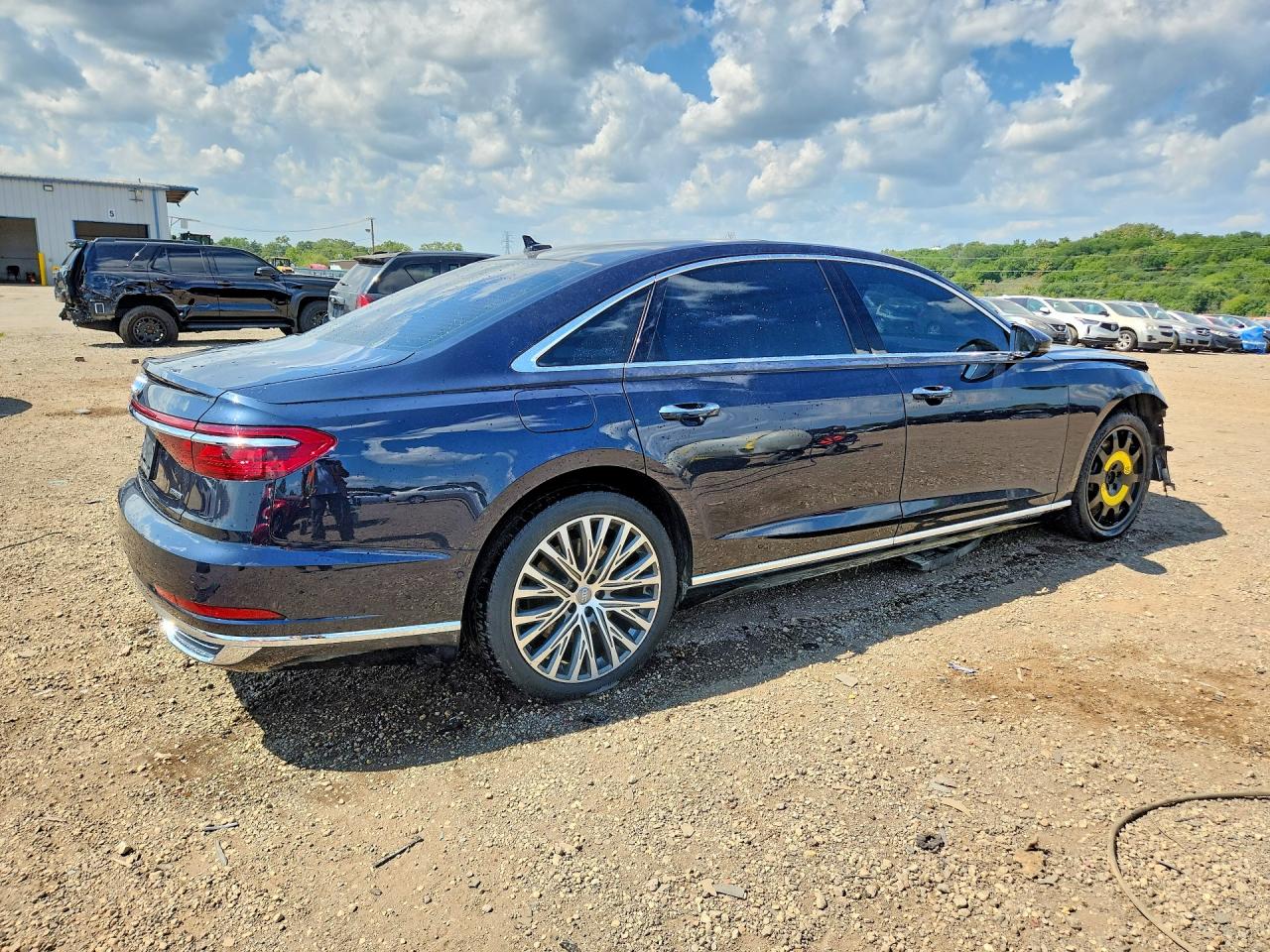 WAU8DBF88KN020256 · 2019 AUDI A8 · 3/13