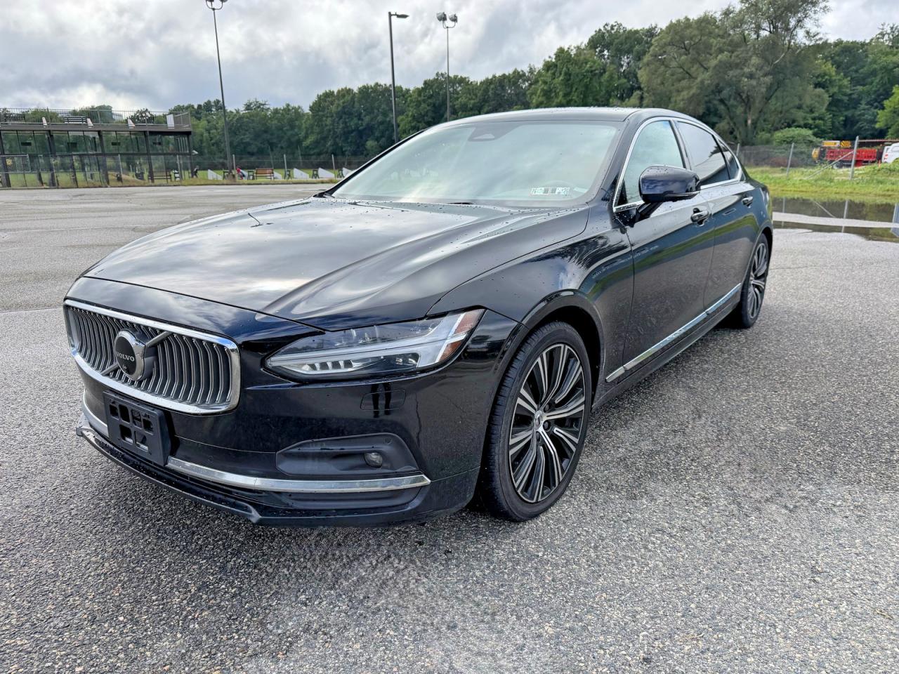 LVY062MN5PP350718 · 2023 VOLVO S90
