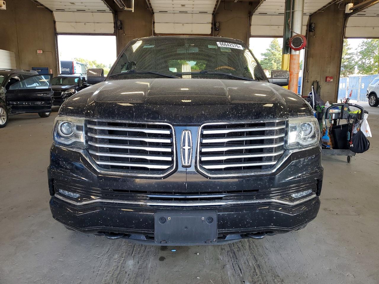 5LMJJ2JT6GEL00864 · 2016 LINCOLN NAVIGATOR · 5/13