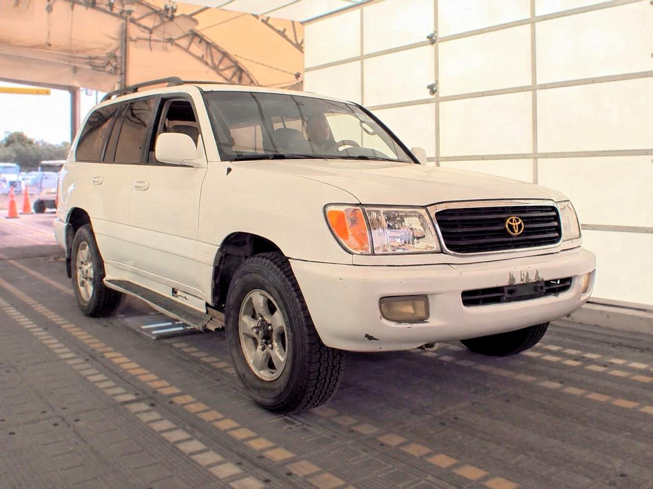 2000 TOYOTA LAND CRUISER