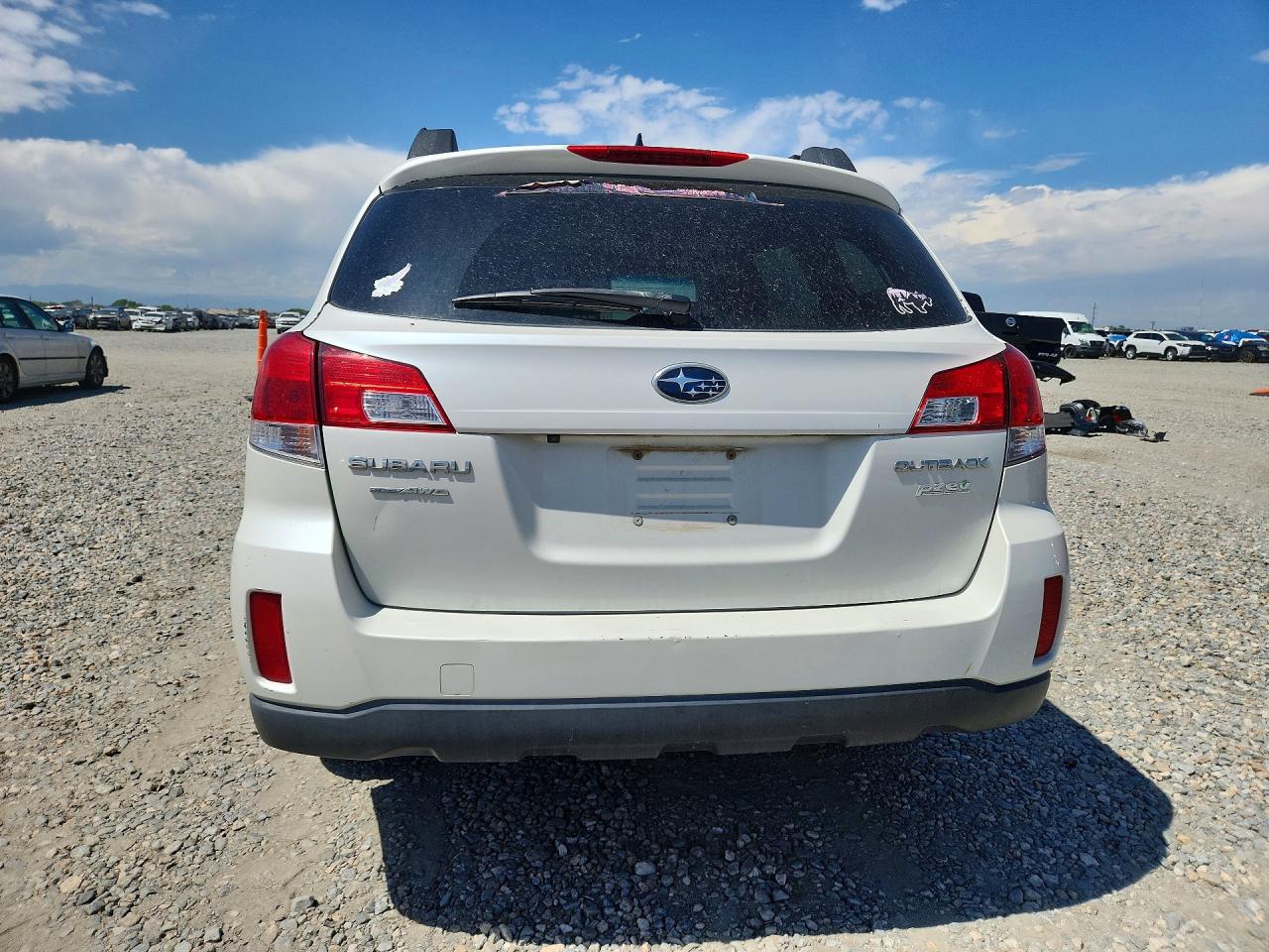 4S4BRBLC6E3258816 · 2014 SUBARU OUTBACK · 6/13