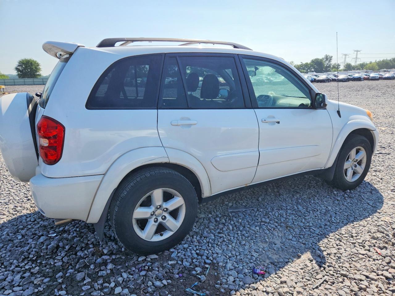 JTEHD20V150043960 · 2005 TOYOTA RAV4 · 3/12