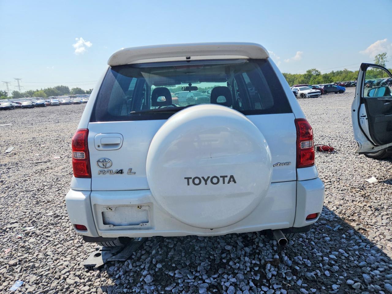 JTEHD20V150043960 · 2005 TOYOTA RAV4 · 6/12