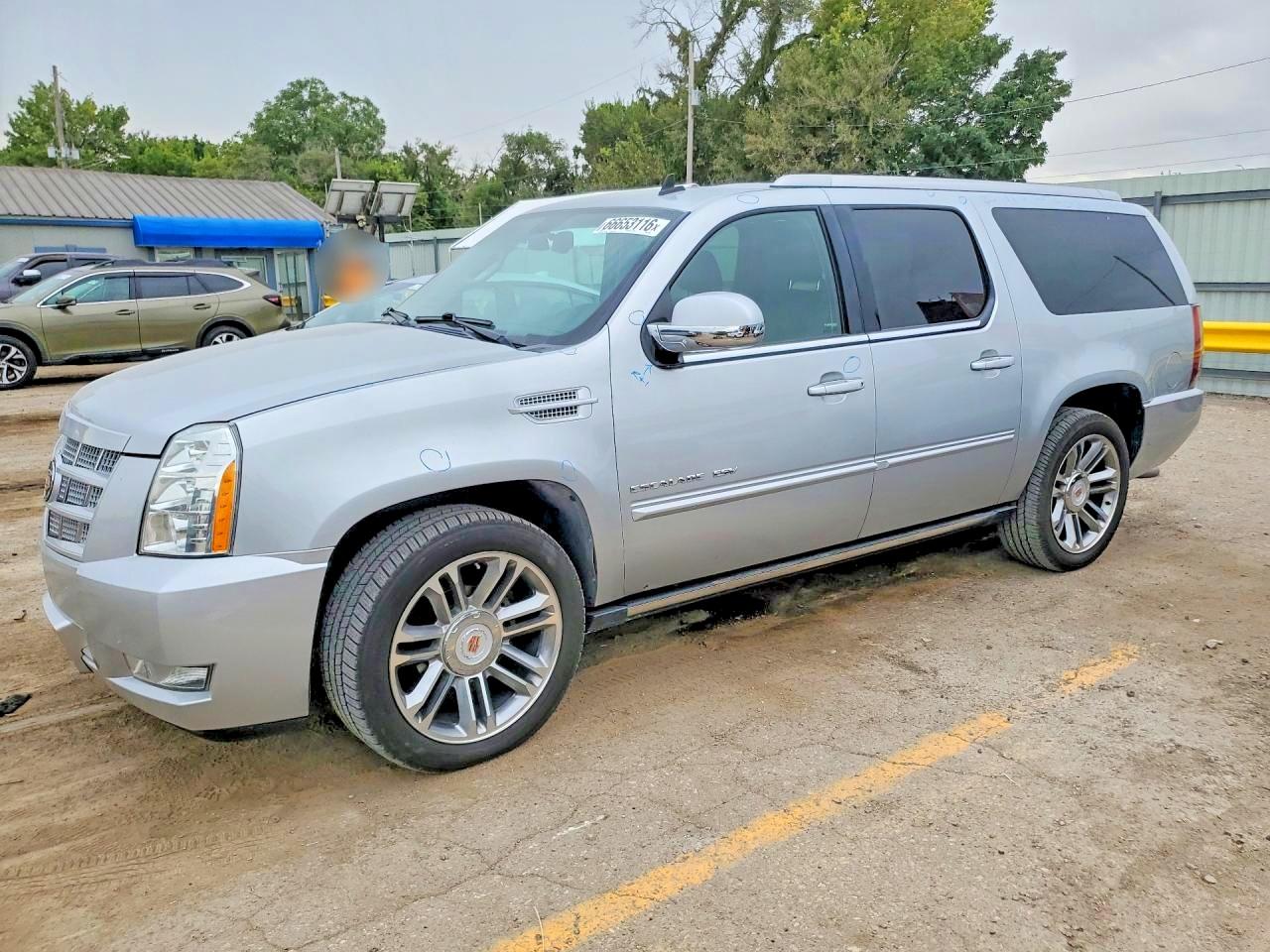 2013 CADILLAC ESCALADE