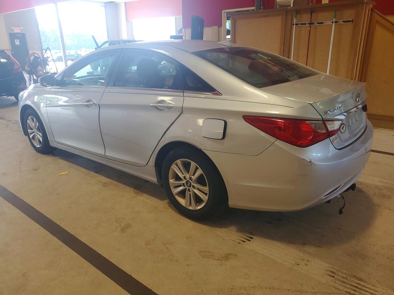 5NPEB4AC1CH466835 · 2012 HYUNDAI SONATA · 2/12