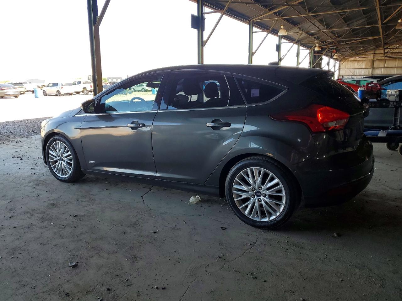 1FADP3N2XFL357921 · 2015 FORD FOCUS · 2/12