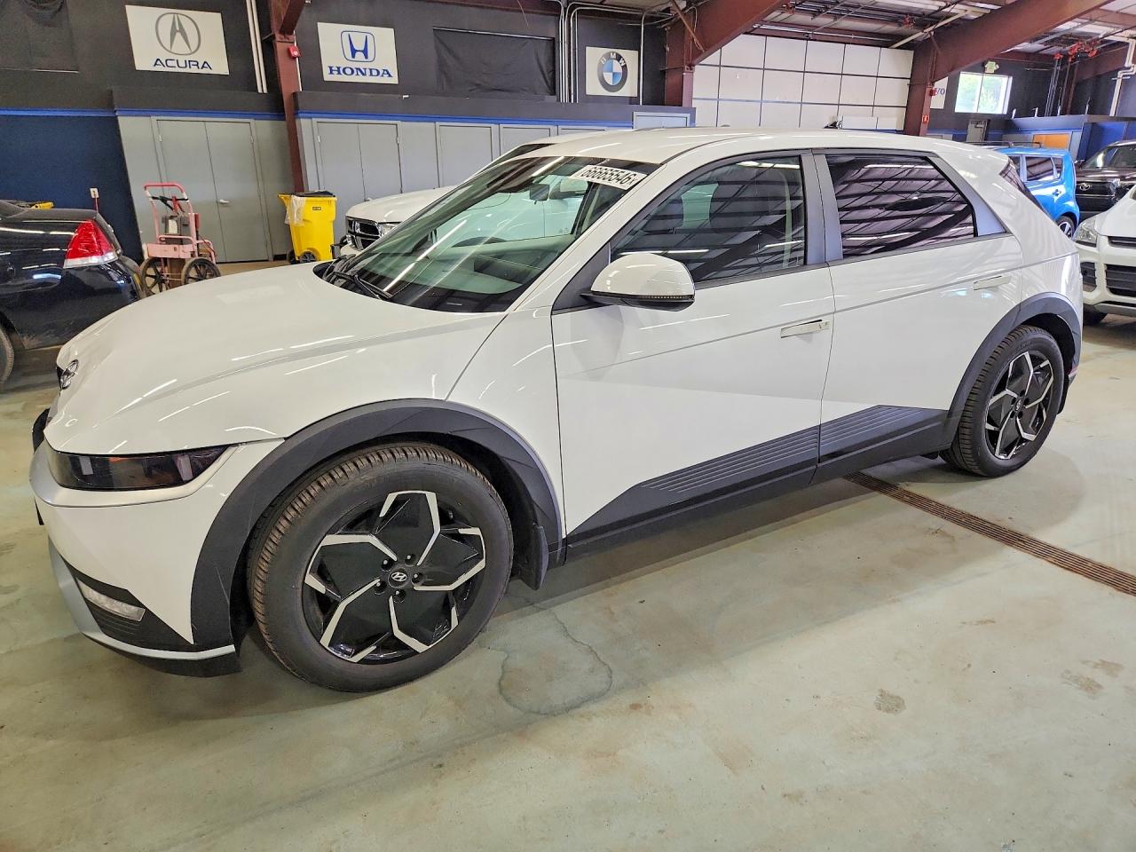 KM8KMDAF7NU086796 · 2022 HYUNDAI IONIQ 5
