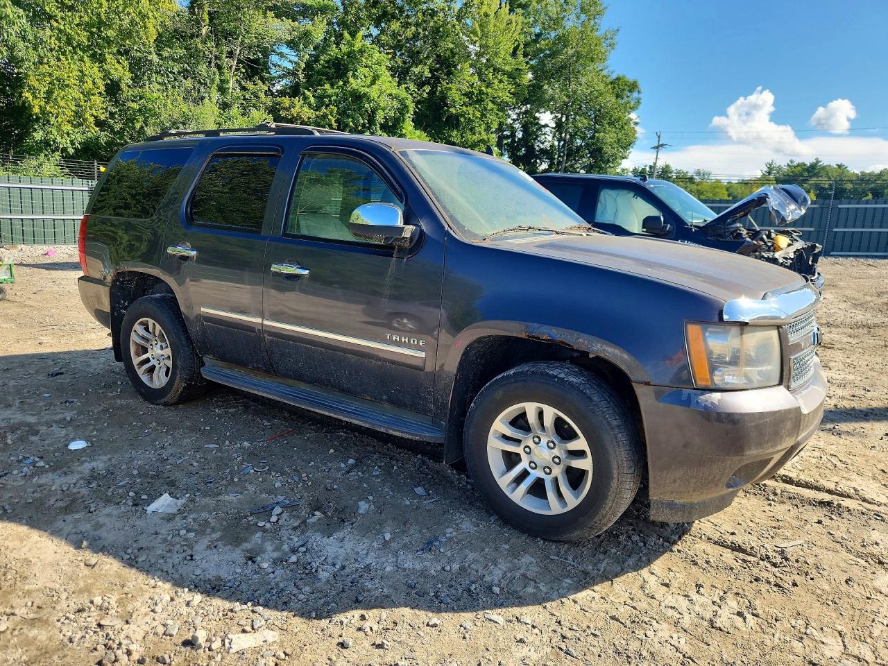 1GNUKCE02AR140769 · 2010 CHEVROLET TAHOE · 4/13