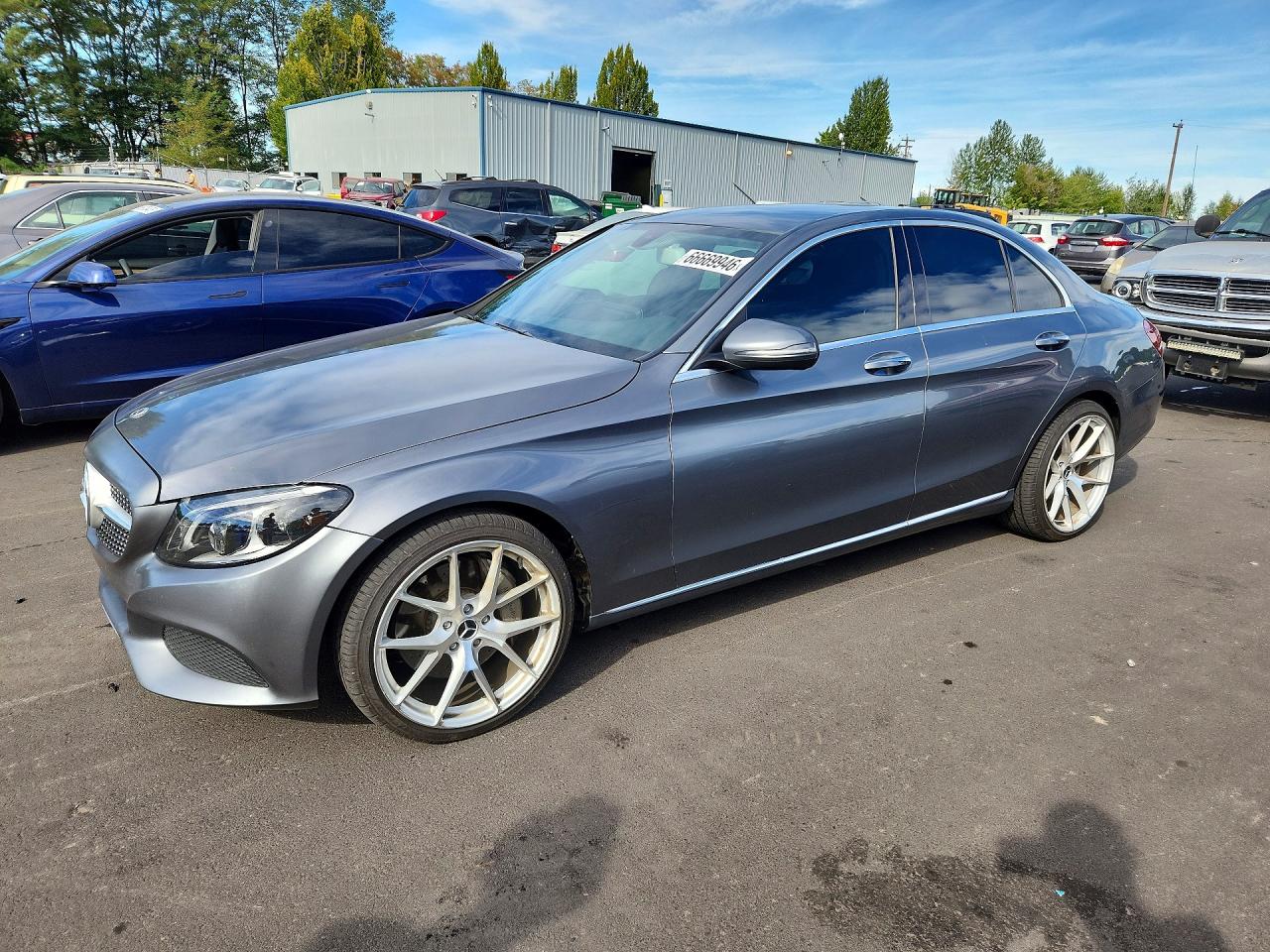 55SWF4KB2HU220217 · 2017 MERCEDES-BENZ C