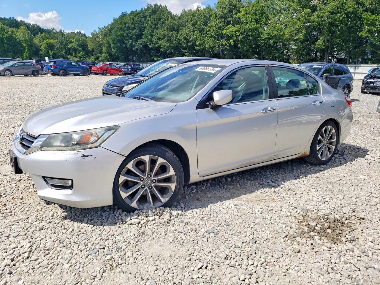 1HGCR2F55DA218356 · 2013 HONDA ACCORD