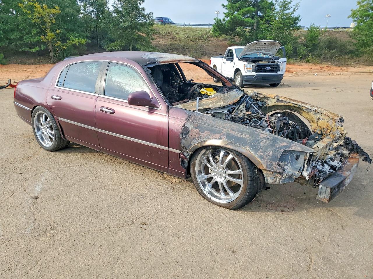 1LNHM81W66Y608698 · 2006 LINCOLN TOWN CAR · 4/11