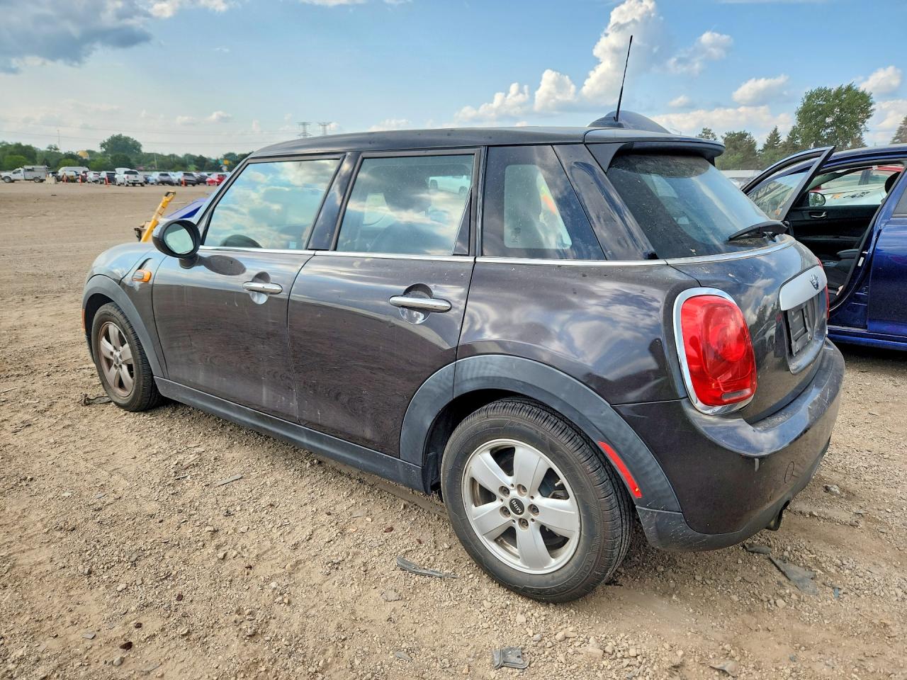 WMWXS5C57FT833554 · 2015 MINI COOPER · 2/12